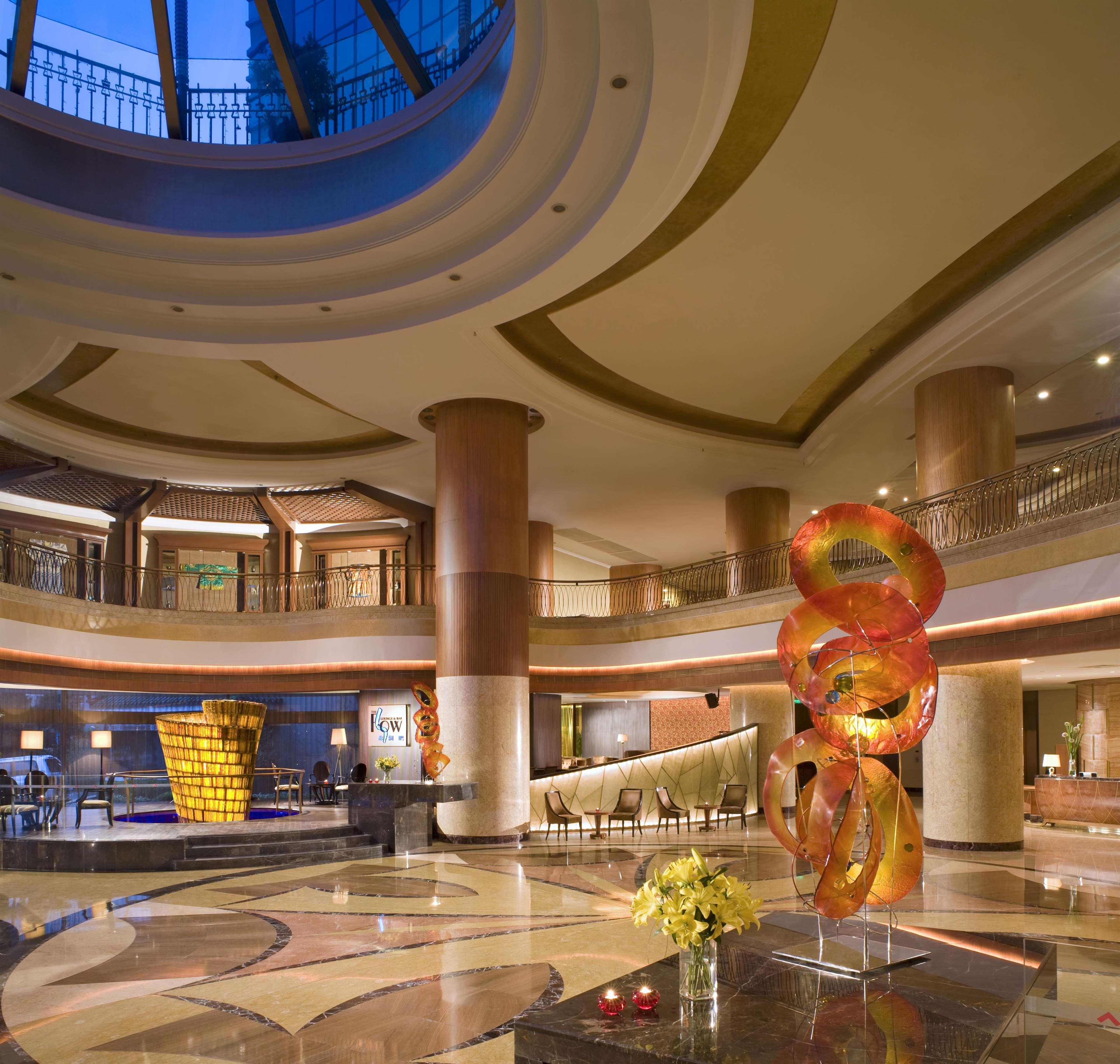 Swissotel Hong Kong Macau Center 5*